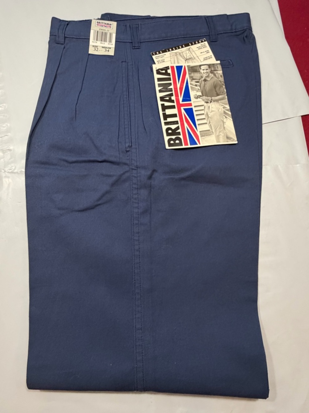 Brittania BLUE Chino Pants Men’s 32/34 Pleated Cotton 1991 VINTAGE NEW high rise